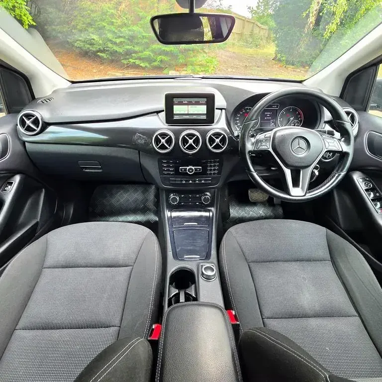 Used Mercedes B180 SE 2013 Grey Hatchback