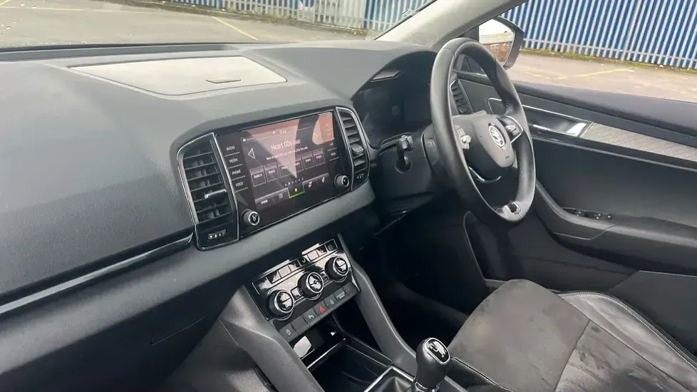 Used Skoda Karoq SE L 150 HP (110 kW) 2023 Metallic  graphite grey SUV