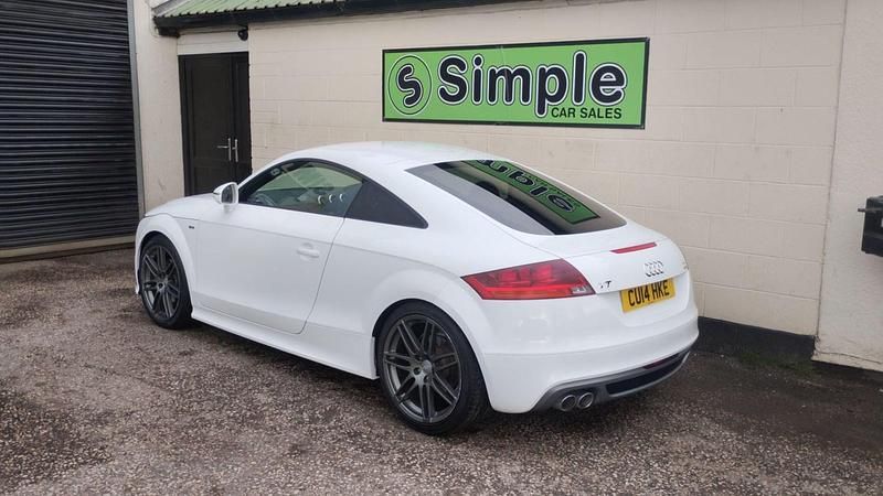 Used Audi TT Black Edition 170 HP (125 kW) 2014 White Coupe