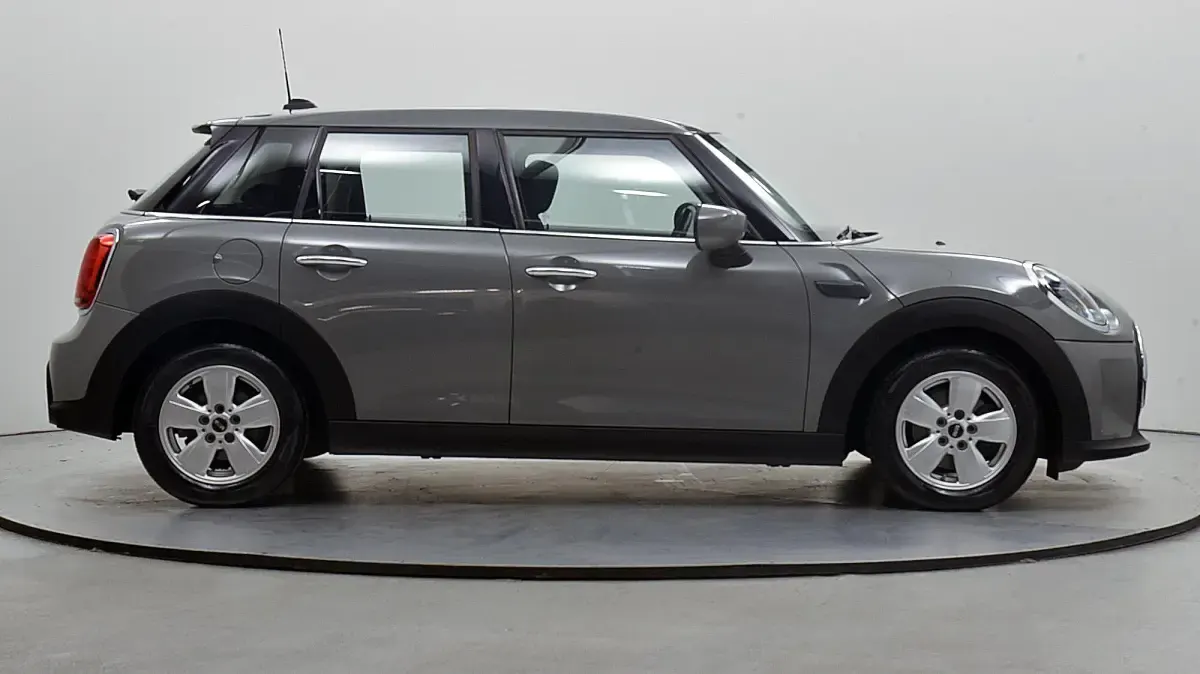Used Mini ONE Classic 101 HP (74 kW) 2022 Grey Hatchback