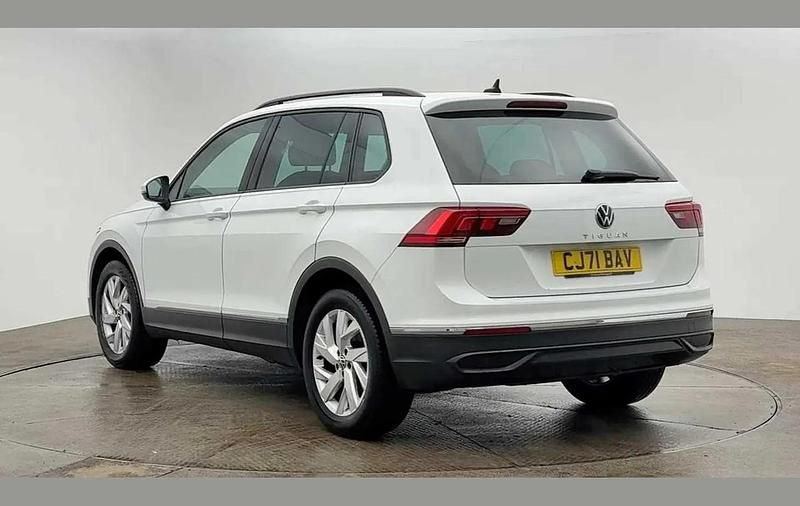 Used VW Tiguan Life 150 HP (110 kW) 2022 White SUV