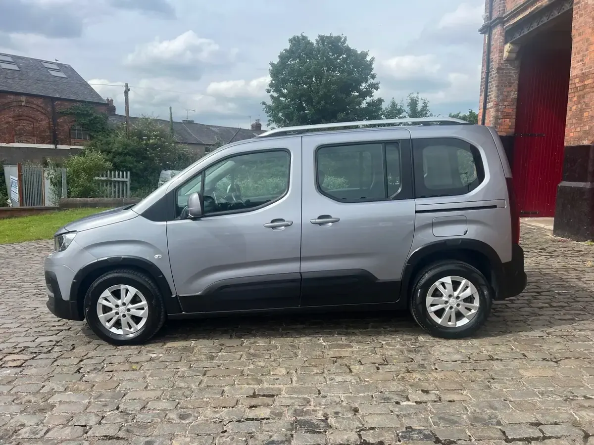 Used Peugeot Rifter Allure 2020 Grey MPV