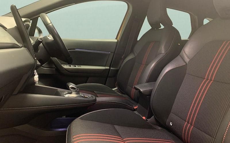 Used Renault Captur R.S. 160 HP (117 kW) 2021 Orange/black SUV