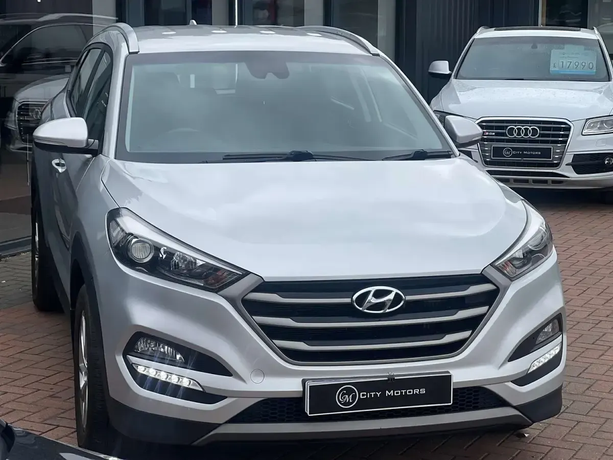 Used Hyundai Tucson SE 116 HP (85 kW) 2015 Silver SUV