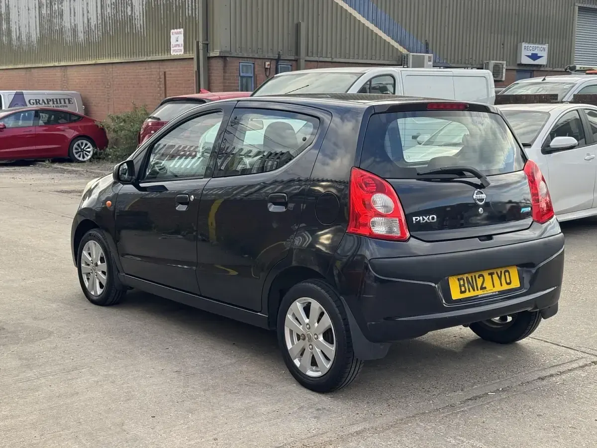 Used Nissan Pixo N-TEC 68 HP (50 kW) 2012 Black Hatchback