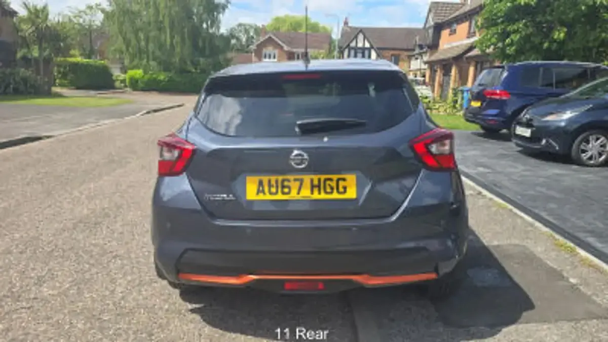 Used Nissan Micra Tekna 90 HP (66 kW) 2017 Grey Hatchback