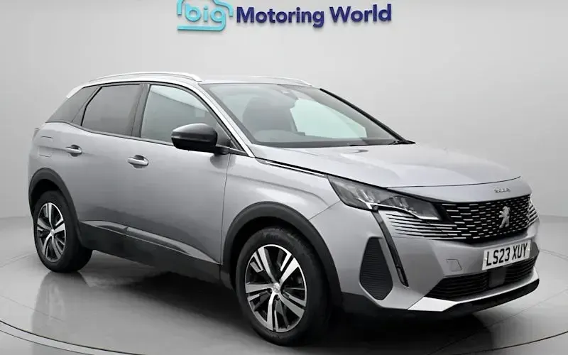Used Peugeot 3008 Active+ 131 HP (96 kW) 2023 Grey SUV