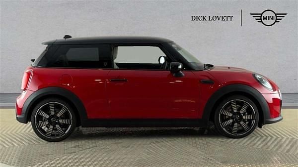 Used Mini Cooper Exclusive 134 HP (98 kW) 2022 Red Hatchback