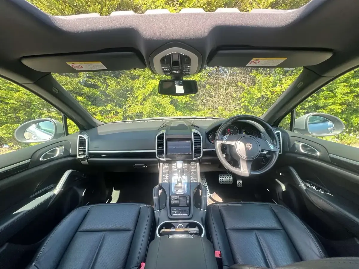 Used Porsche Cayenne 2011 Silver SUV