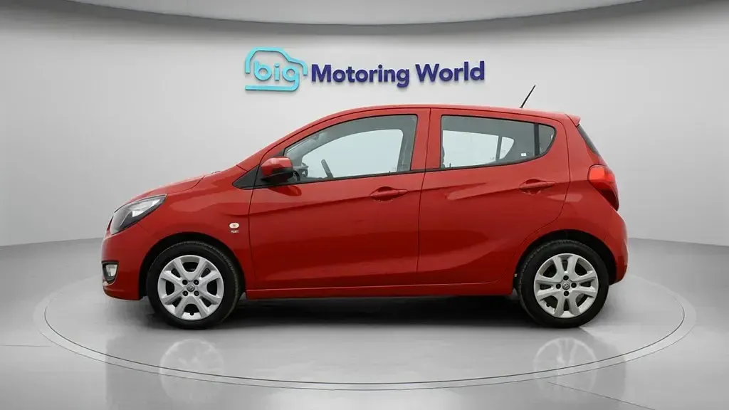 Second-hand Vauxhall Viva 73 CP (53 kW) 2019 Roșu Hatchback