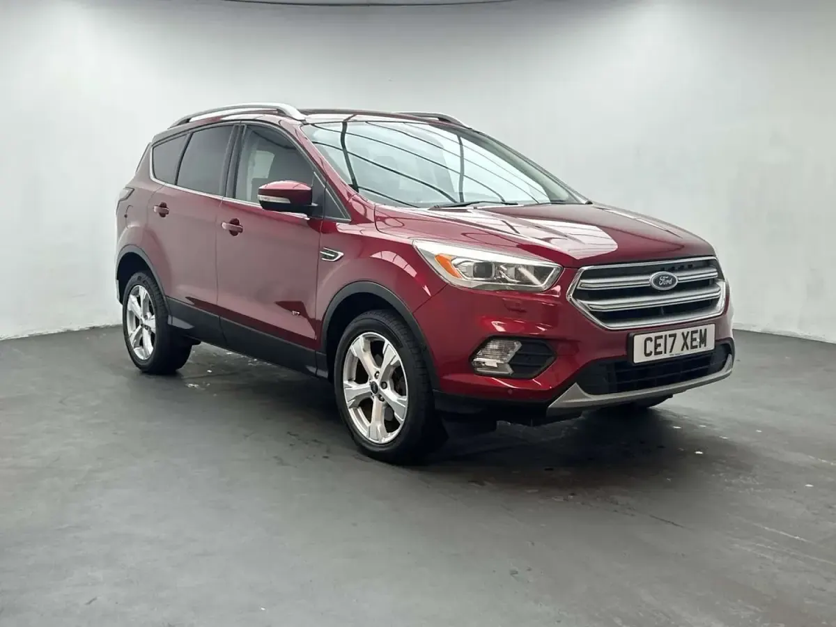 Used Ford Kuga Titanium X 180 HP (132 kW) 2017 Red SUV