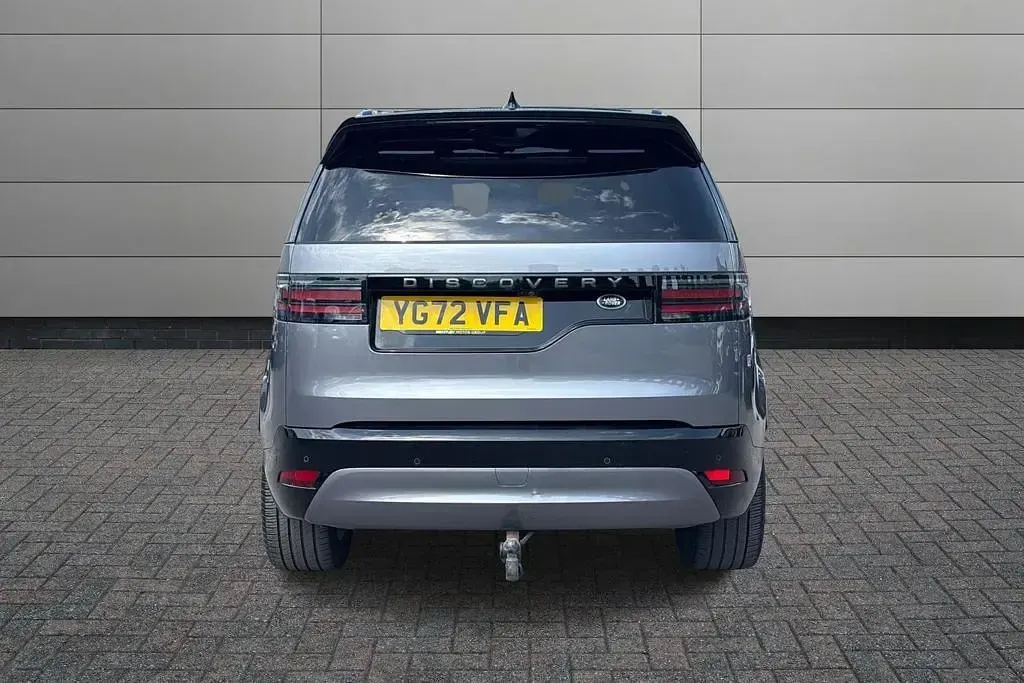 Used Land Rover Discovery SE Dynamic 2022 Grey SUV