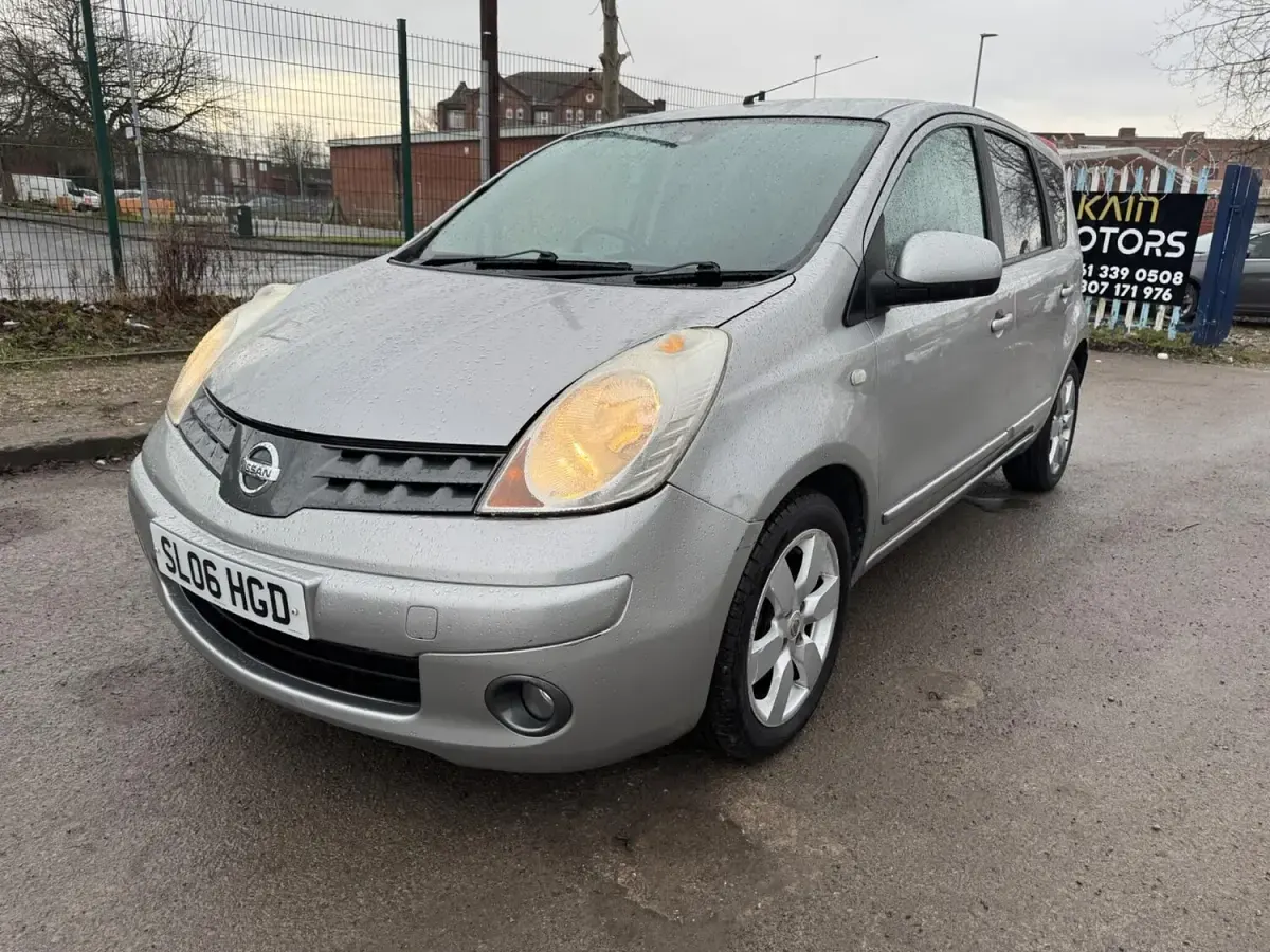 Used Nissan Note 110 HP (80 kW) 2006 Silver Hatchback