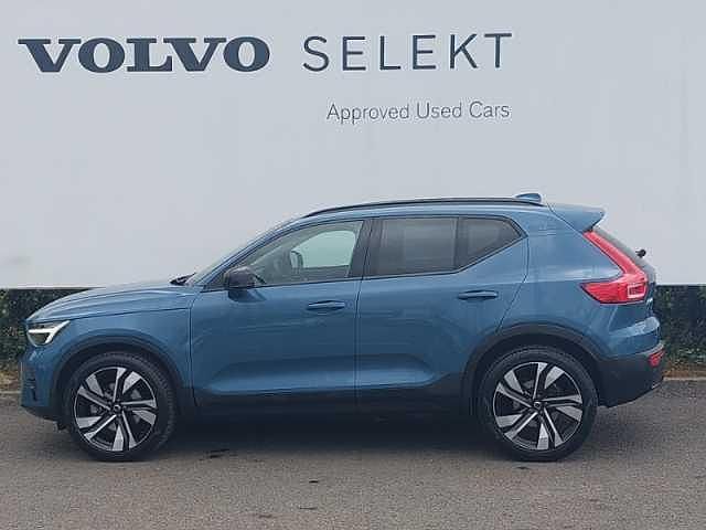 Used Volvo XC40 Ultimate 194 HP (142 kW) 2023 Blue SUV