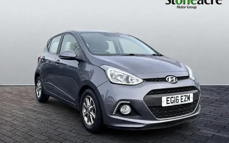 Used Hyundai i10 Premium 87 HP (63 kW) 2016 Hatchback