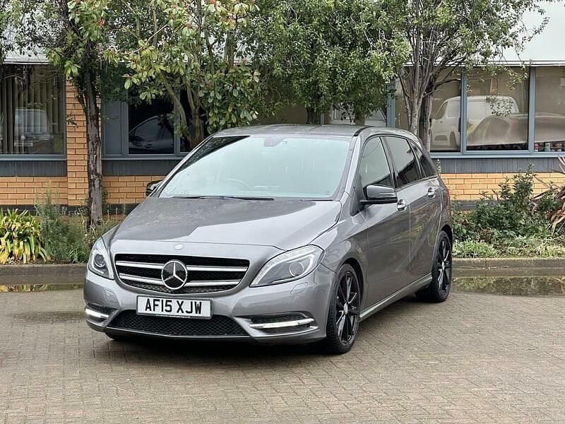 Used Mercedes B180 109 HP (80 kW) 2015 Grey MPV
