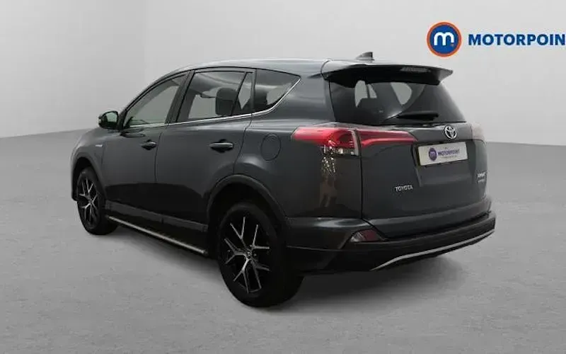 Usado Toyota RAV4 Design 197 CV (144 kW) 2018 SUV