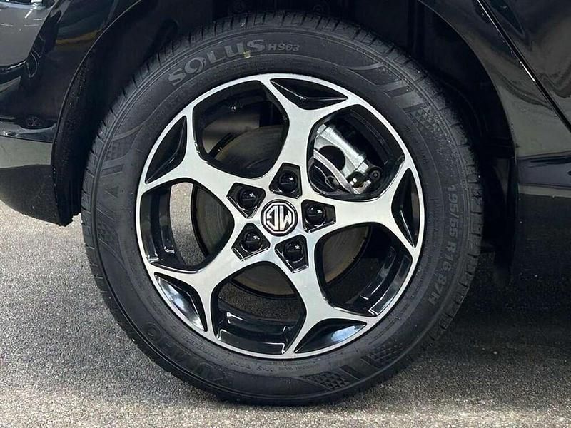 Used MG MG3 Trophy 194 HP (142 kW) 2025 Black Hatchback