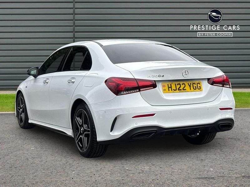 Used Mercedes A200 AMG Line Premium Plus 150 HP (110 kW) 2022 White Sedan
