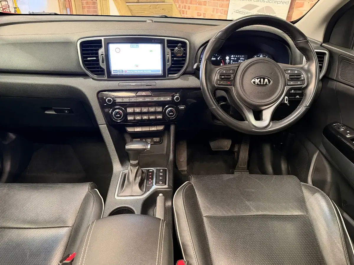 Used Kia Sportage 2018 Red SUV