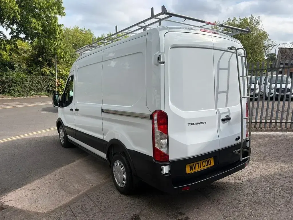 Used Ford Transit Trend 130 HP (95 kW) 2021 White Van