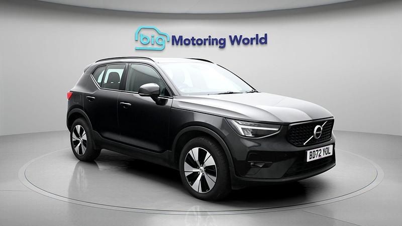 Used Volvo XC40 Plus 211 HP (155 kW) 2022 Black SUV