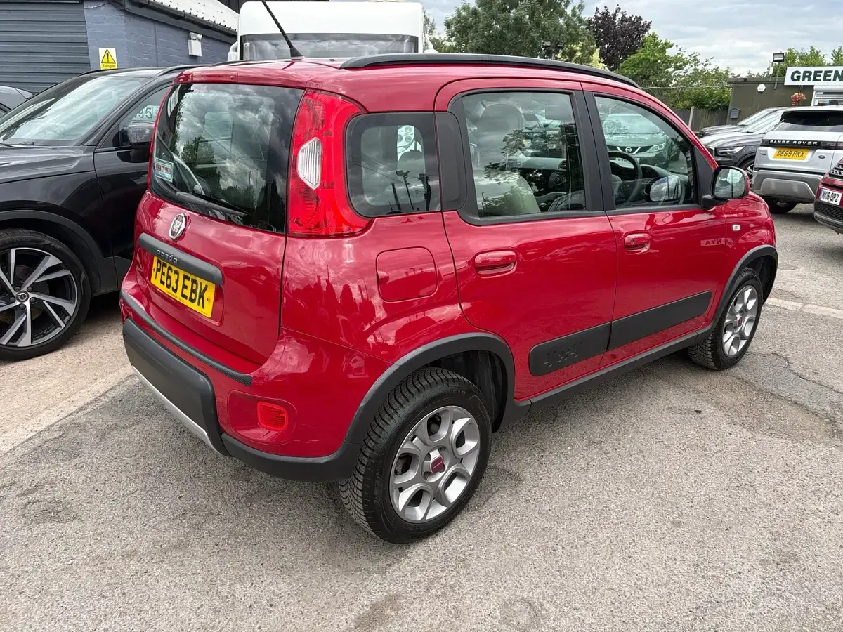 Used Fiat Panda 4x4 S 85 HP (62 kW) 2013 Red Hatchback