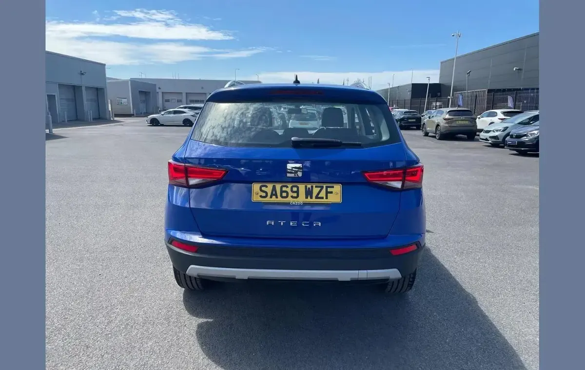 Used Seat Ateca SE Technology 115 HP (84 kW) 2019 Blue SUV