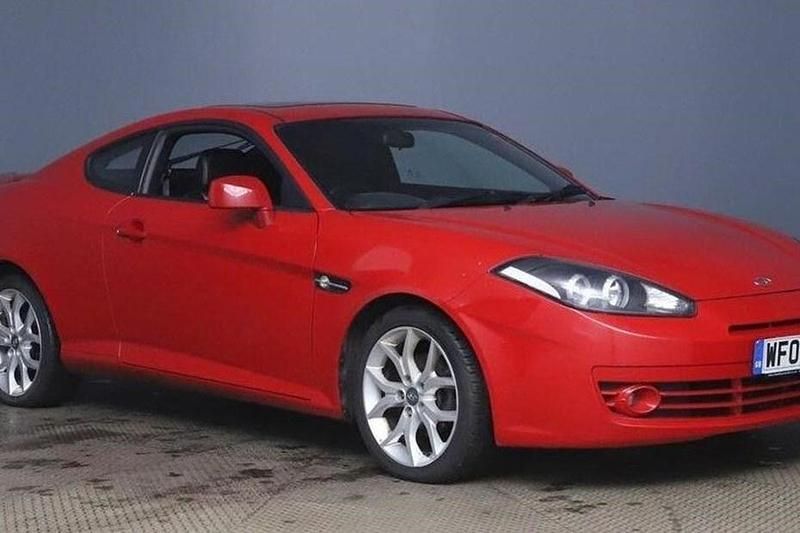 Red Used 2009 Hyundai Coupé Coupe | £2,495 (Good price) - Image 1/1