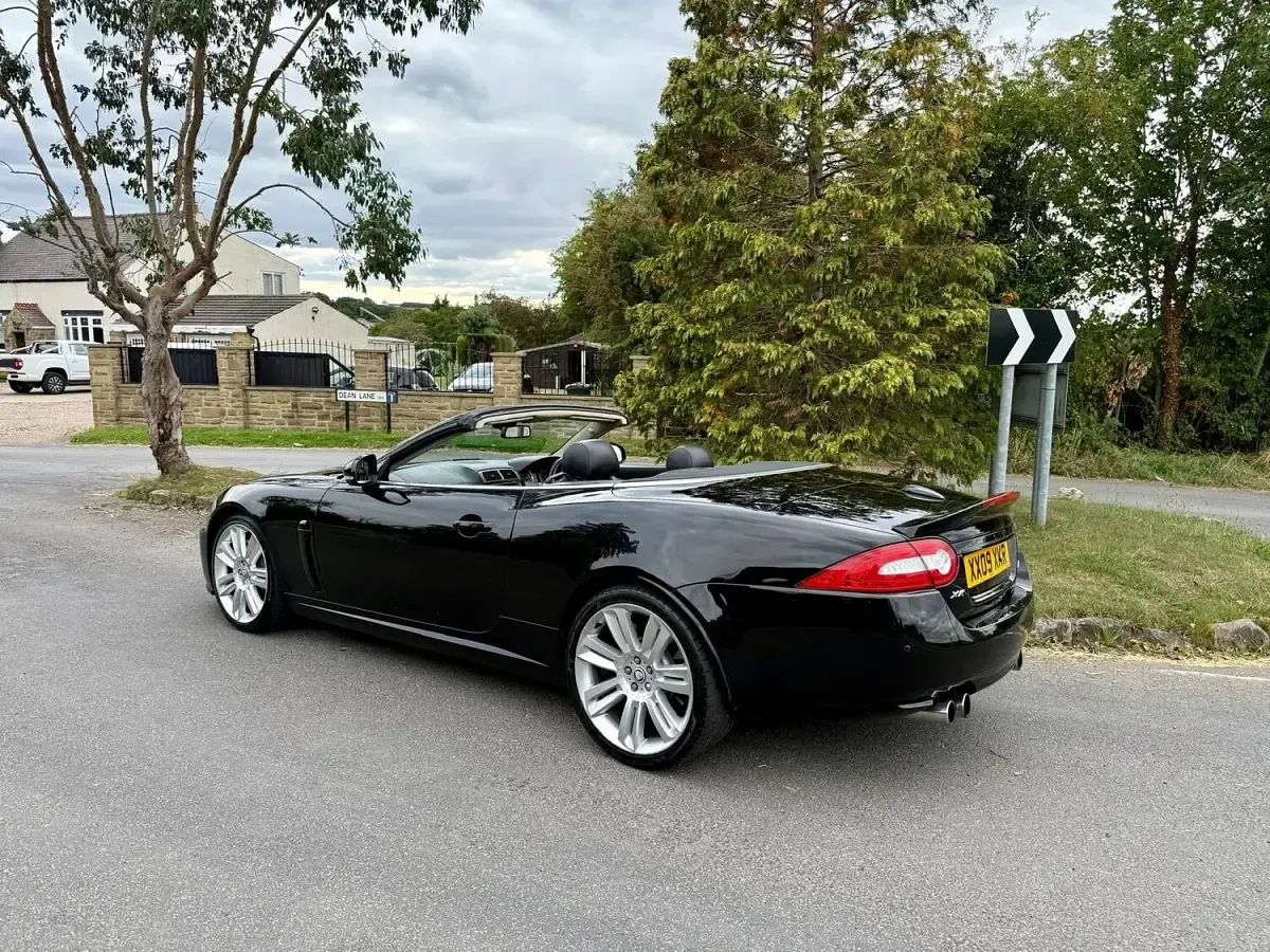 Used Jaguar XK Supercharged 510 HP (375 kW) 2009 Black Cabriolet