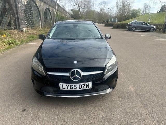 Used Mercedes A180 Executive 122 HP (89 kW) 2016 Black Hatchback