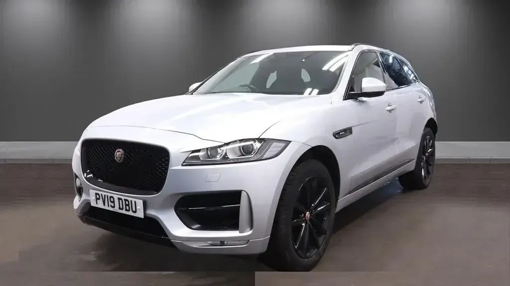 Used Jaguar F-Pace R-Sport 180 HP (132 kW) 2019 Silver SUV