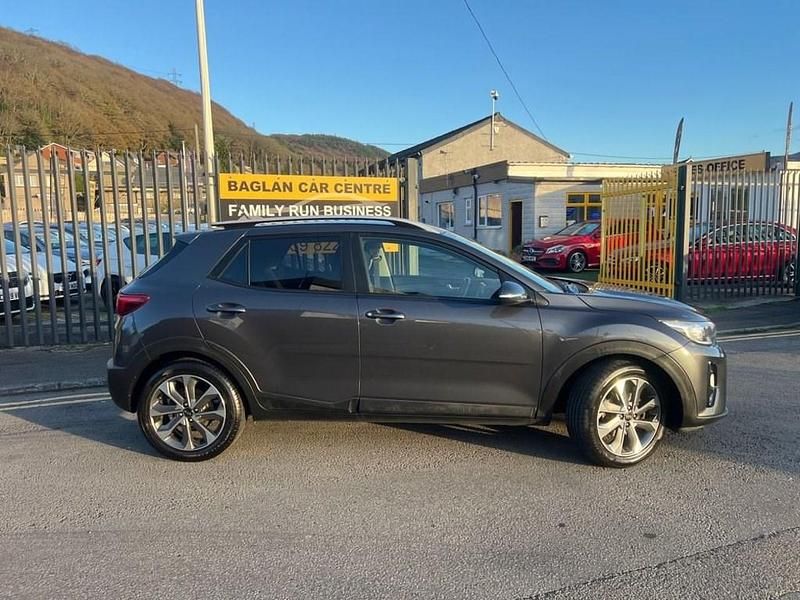 Used Kia Stonic 118 HP (86 kW) 2020 Grey SUV