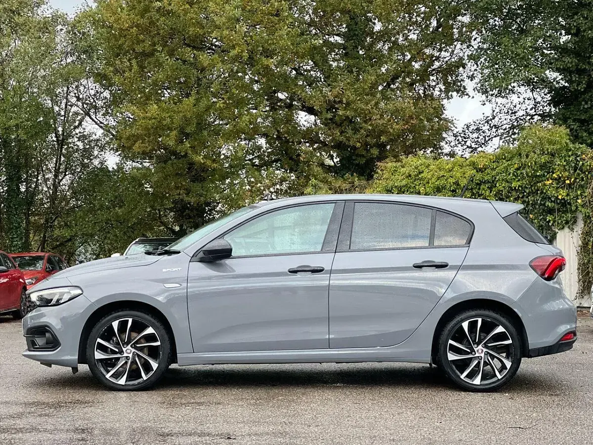 Used Fiat Tipo Sport 100 HP (73 kW) 2021 Grey Hatchback