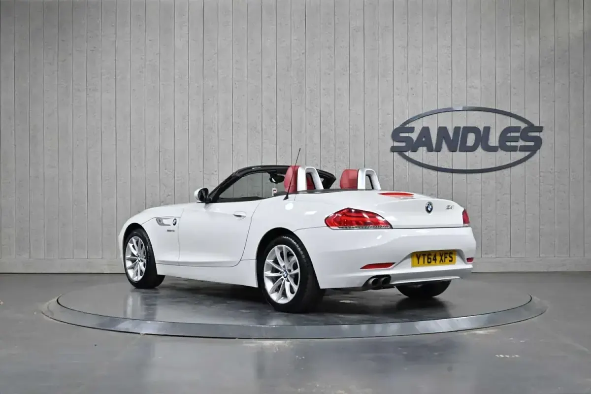 Used BMW Z4 Luxury Line 2014 White Cabriolet