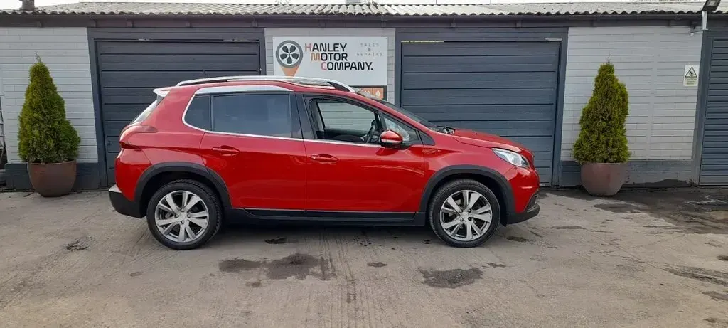 Used Peugeot 2008 Allure Premium 110 HP (80 kW) 2019 Red SUV