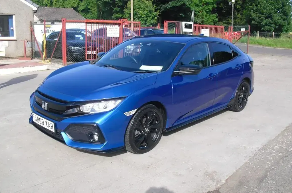 Begagnad Honda Civic Sport 126 HK (92 kW) 2018 Blå Halvkombi