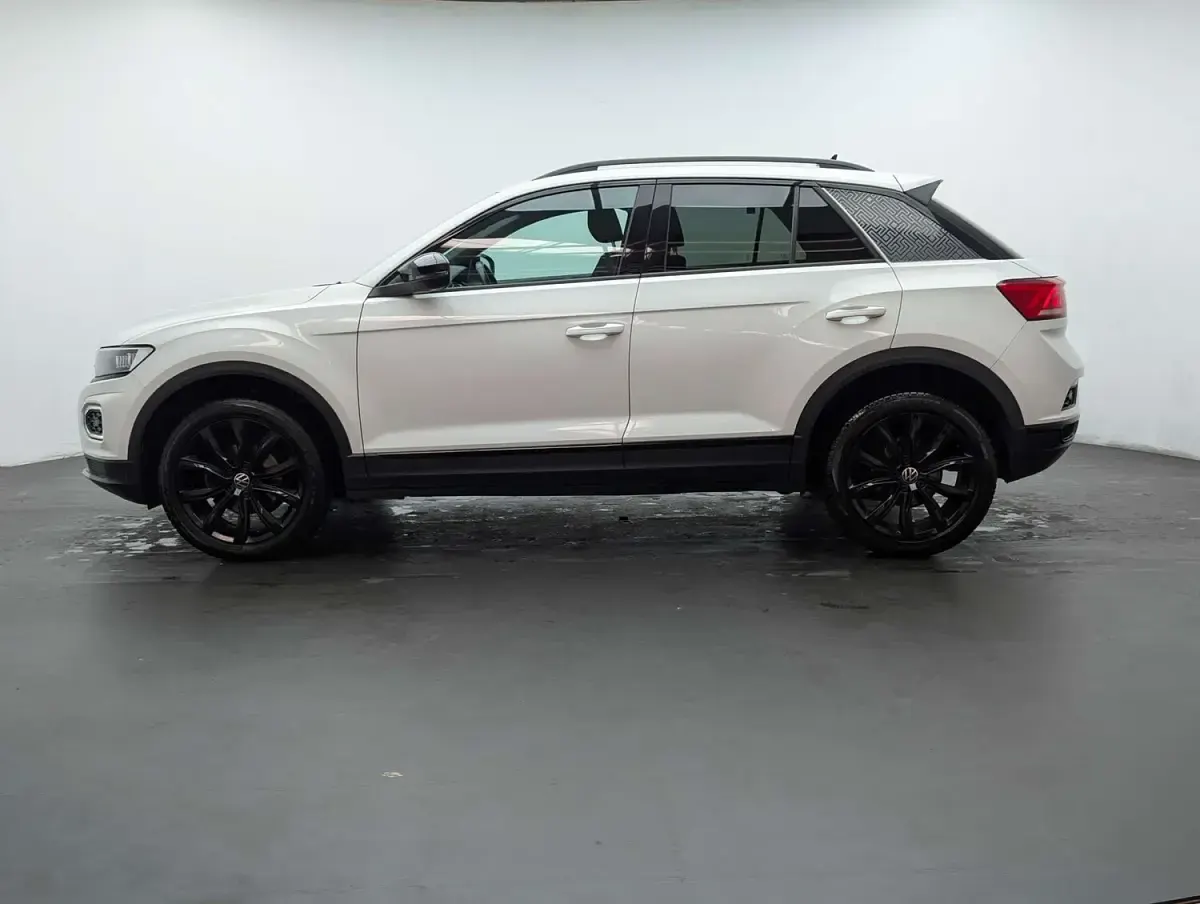 Used VW T-Roc Black Edition 150 HP (110 kW) 2021 White SUV