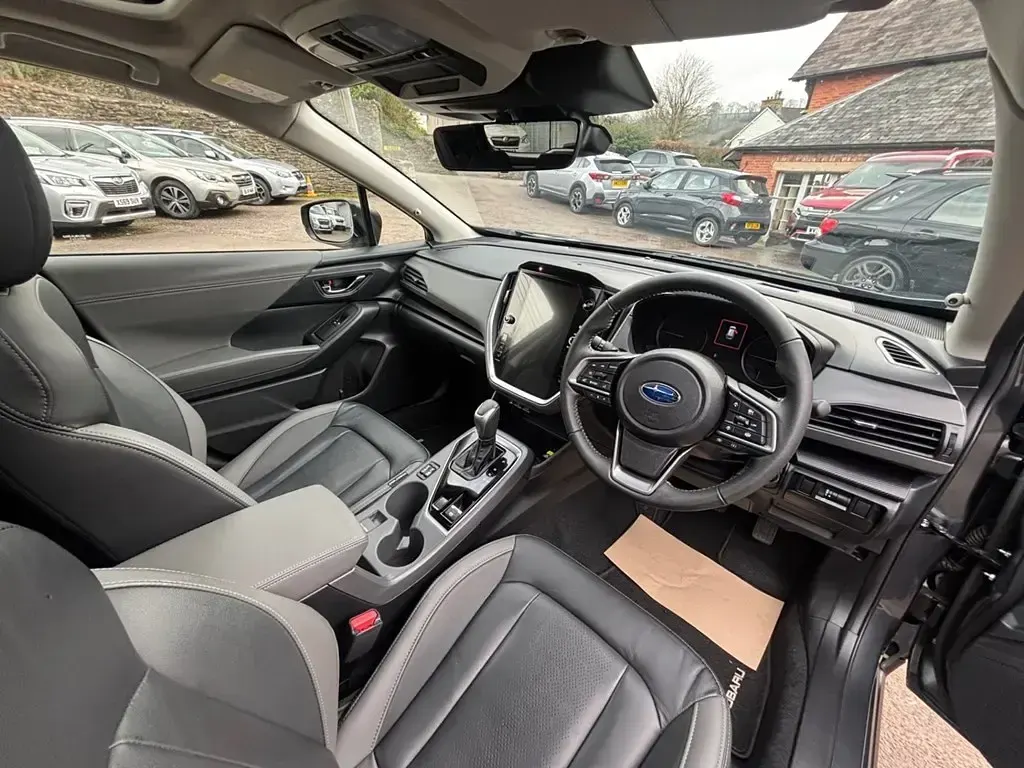 Usado Subaru Crosstrek 2025 Cinzento SUV