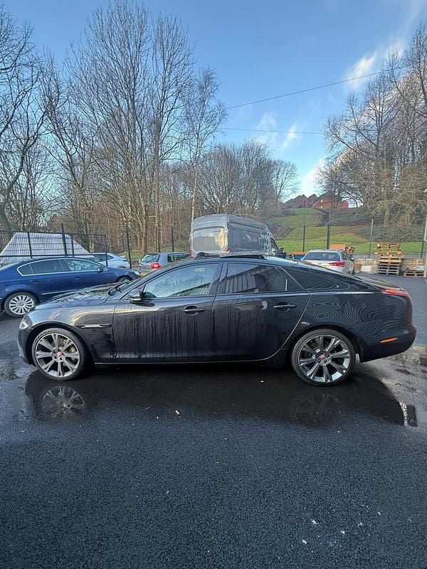 Used Jaguar XJ Portfolio 300 HP (220 kW) 2018 Black Sedan