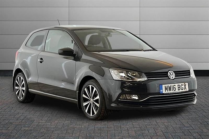 Used VW Polo Match 90 HP (66 kW) 2016 Grey Hatchback