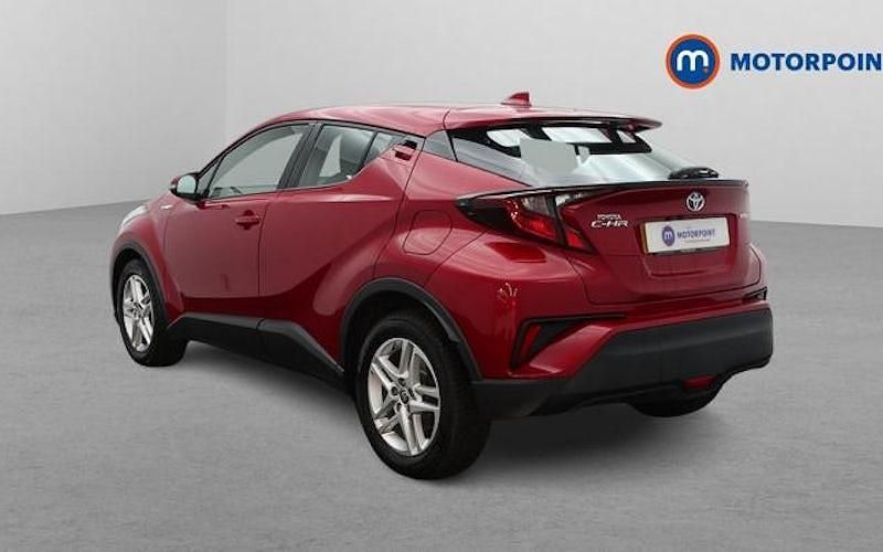 Used Toyota C-HR 122 HP (89 kW) 2023 SUV