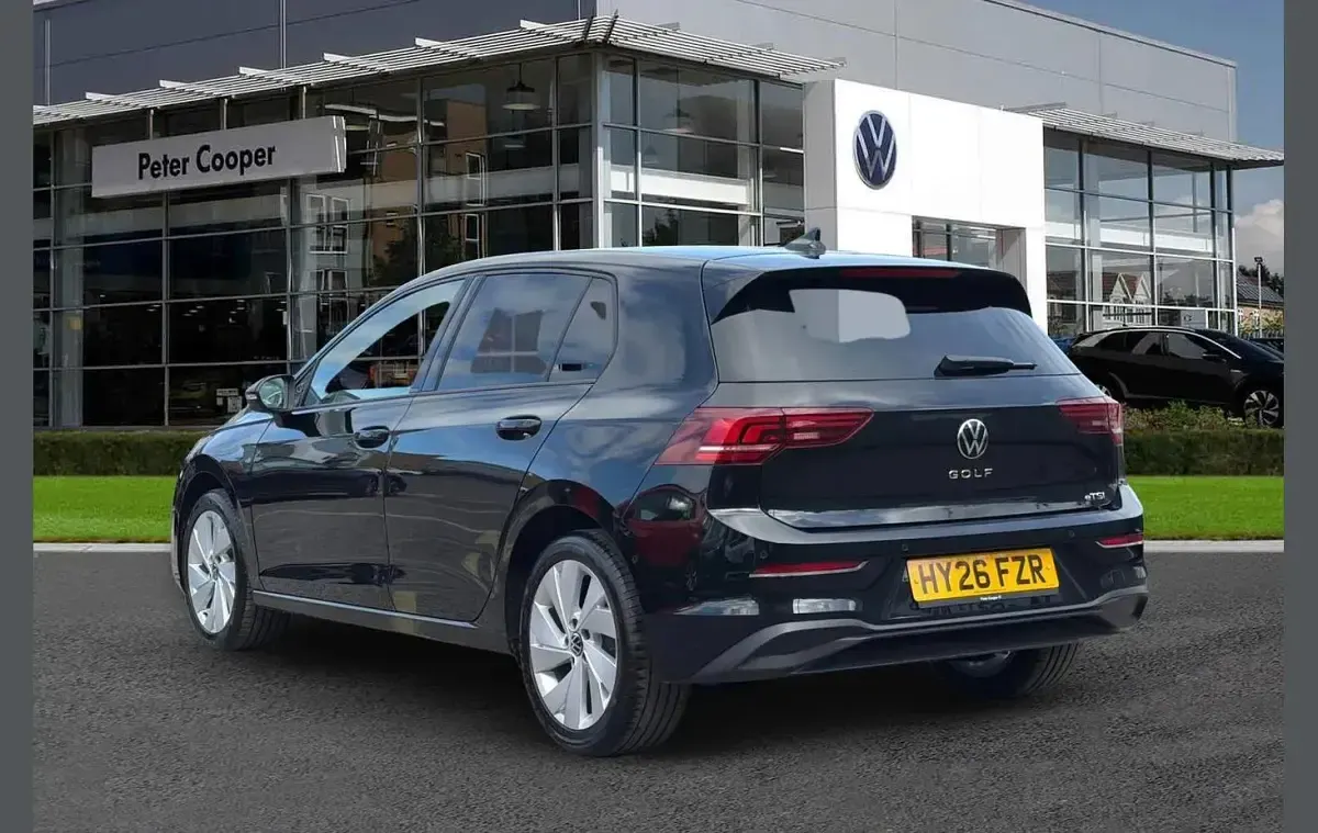 New VW Golf VIII Match 147 HP (108 kW) 2026 Black Hatchback