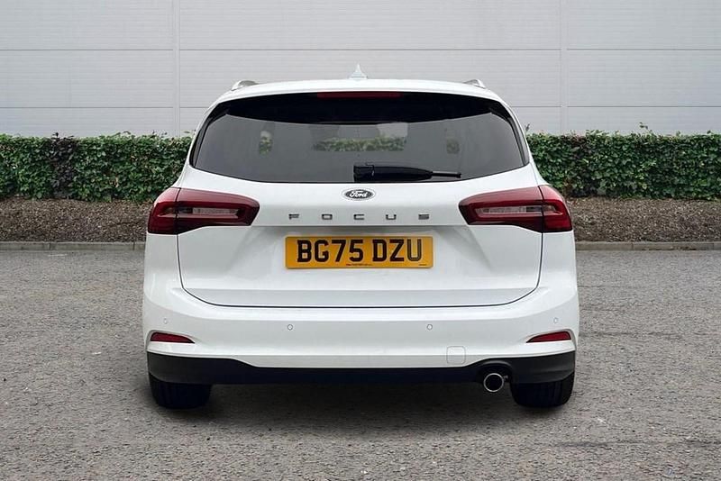 New Ford Focus Titanium X 2025 White Estate
