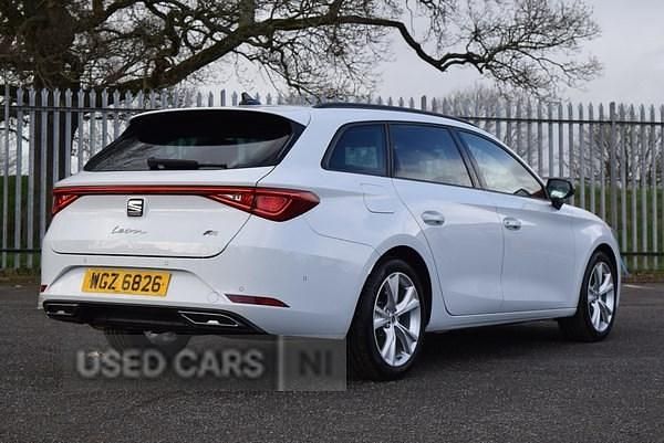 Used Seat Leon FR 130 HP (95 kW) 2022 White Estate