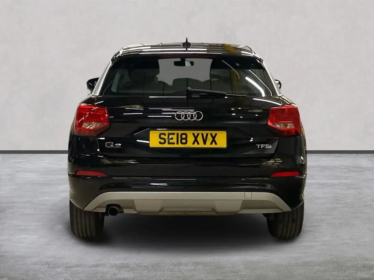 Usado Audi Q2 Sport 116 HP (85 kW) 2018 Preto SUV