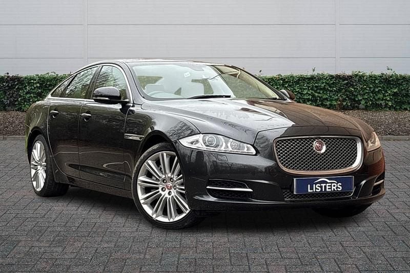 Used Jaguar XJ Portfolio 275 HP (202 kW) 2014 Grey Sedan