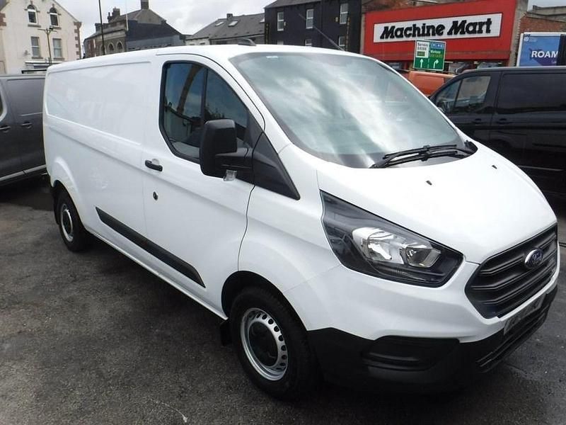 White Used 2021 Ford Transit Custom S Van | £15,989 (Fair price) - Image 1/4