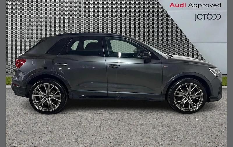 Used Audi Q3 Black Edition 150 HP (110 kW) 2025 Grey SUV