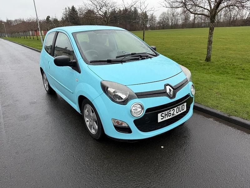 Used Renault Twingo Dynamique 74 HP (54 kW) 2013 Blue Hatchback